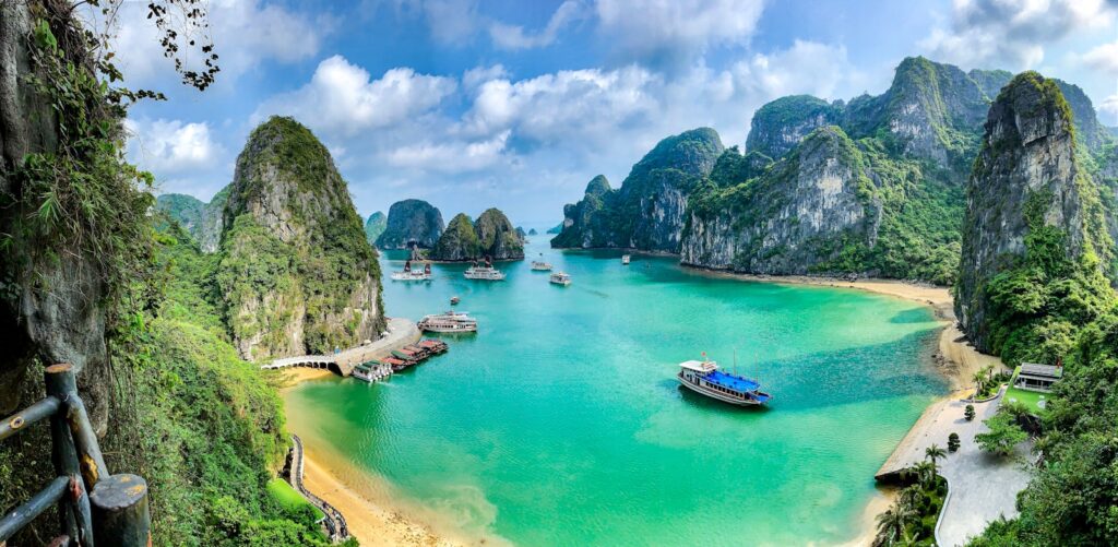 Current image: a group of boats floating on top of a body of water