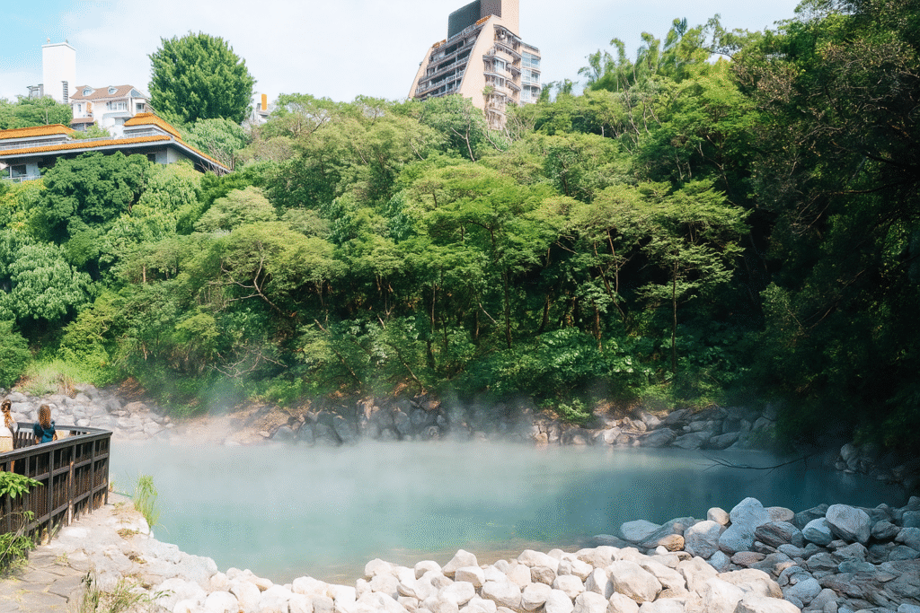 La imagen actual no tiene texto alternativo. El nombre del archivo es: Beitou-hot-spring.png