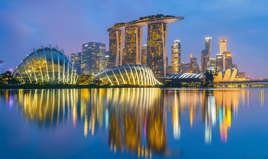 Singapore Unfolded: From Iconic Supertrees to Irresistible Street Eats (1)